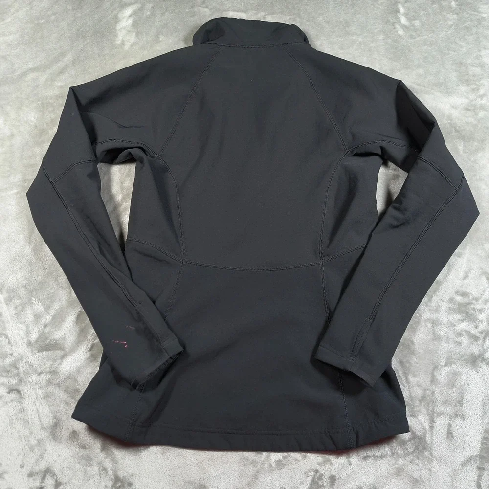 Mountain Hardwear sweatshirt gently